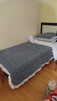 BED ROOM FOR RENT$795/MO,RICHMOND.416.839.8484