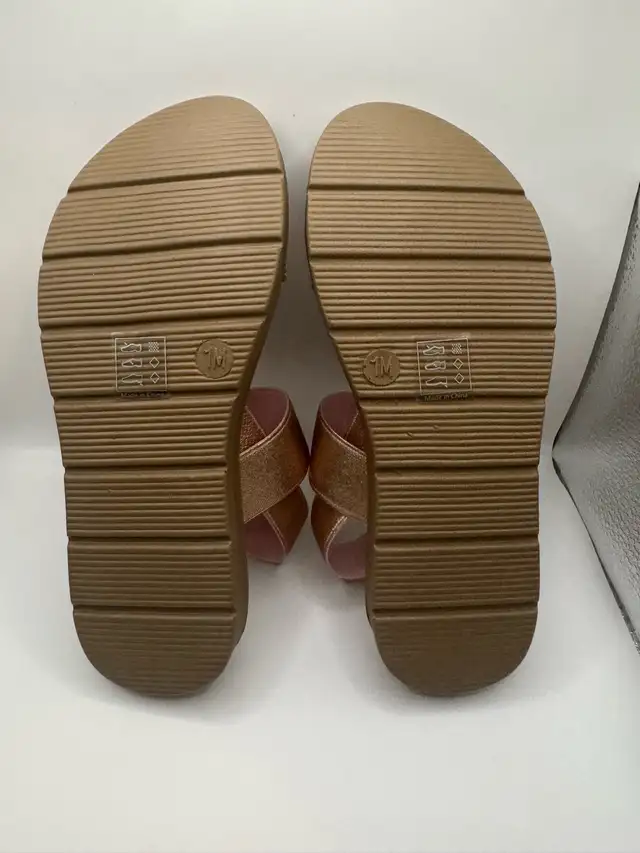 Kelly Katie Sandals in Women's - Shoes in City of Toronto - Image 6