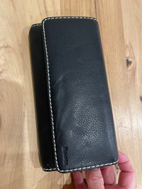 Roots black leather wallet new 