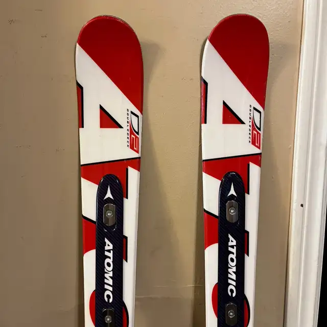 165 Atomic ski with boots and poles  in Ski in Markham / York Region - Image 5