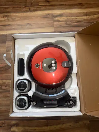 SAMSUNG'S VCRR8830T1R (AKA the Tango) robot vacuum cleaner, View more