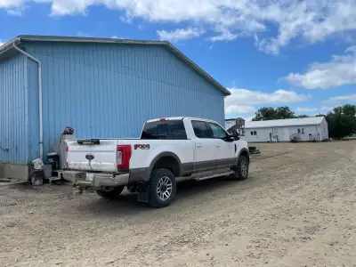 2019 Ford F-350 Super Duty FX4 Crew Cab — DEF Deleted — $35,000 + tax 2019 Ford F-350 Super Duty, cr...