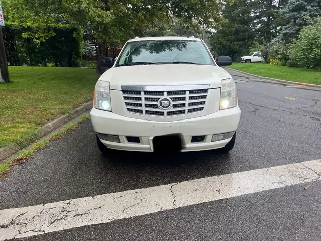  2007 Cadillac Escalade ESV Full size 6.2 V8 AWD 325k $6500