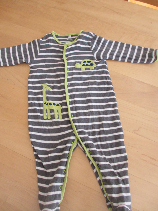 Pyjama ligné pour bébé 12 mois (C88) dans Vêtements - 12 à 18 mois  à Ville de Montréal - Image 4