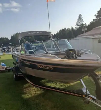 2007 Princecraft SE 176 fishing and cruising boat with 2007 Special Edition Mercury 115 HP EFI 4-str...