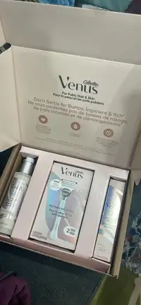 Gillette Venus For Pubic Hair And Skin Womens Shaving Kit, 1 Ven