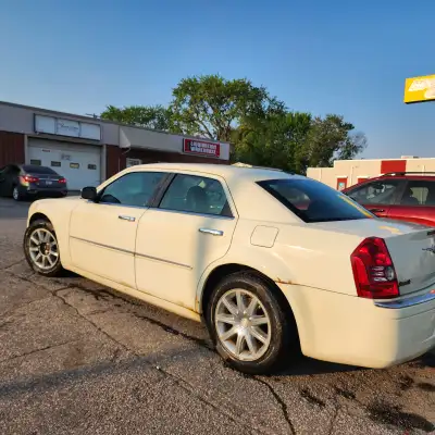 2009 chrysler 300 Fully loaded, leather, moonroof Winter tires and rims, good tread on summers. Full...