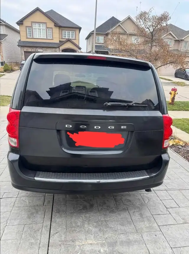 Certified Dodge caravan SXT 64988202699395120