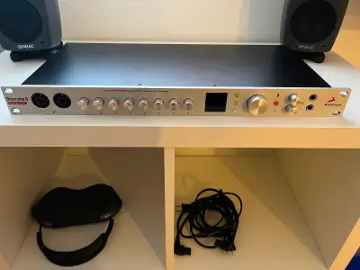 Antelope Discrete 8 Synergy Core Thunderbolt & USB., View more