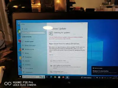 Dell refurbished Touchscreen Tablet / laptop i5 Has not been really used battery has been charged an...