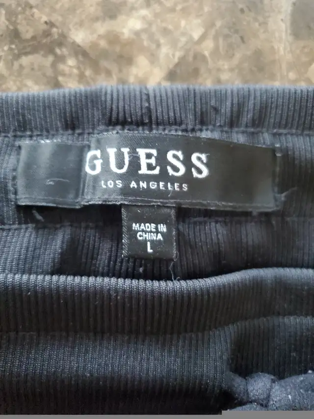 Men's  Guess Sweatpants  in Men's in Mississauga / Peel Region - Image 6