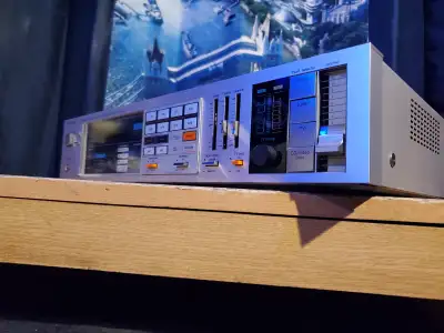 Comme sur les images : Amplificateur AM/FM Stéréo vintage avec tuner TV de qualité Technics modèle S...