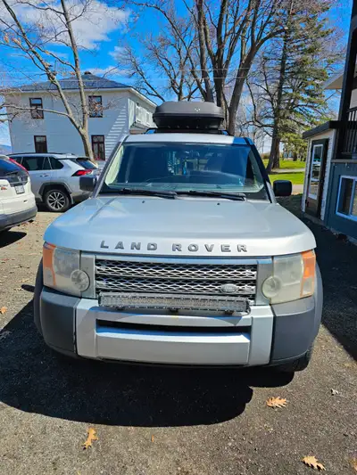 Prix : 7,500$ négociable — ouvert aux offres raisonnables après visite seulement. Land Rover LR3 200...