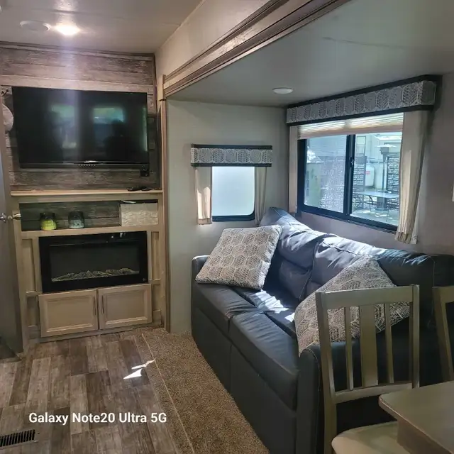 2bdr Trailer for Rent  in Ontario in Canada - Image 10