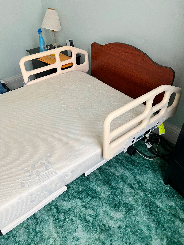 Joerns hospital style bed in Health & Special Needs in Muskoka - Image 2