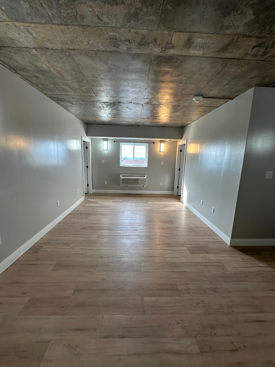 Brand New 2 bedroom 2 Bathroom Available Now & November 4