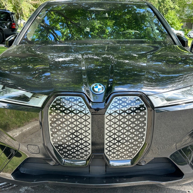 BMW IX xDRIVE50 2024 BLACK SAPPHIRE 12680 KM — photo 3