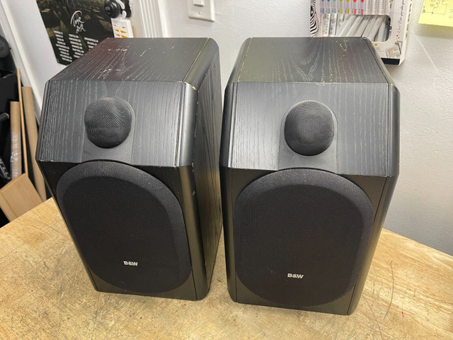 B&W Bowers and Wilkins CDM1 SPECIAL EDITION Speakers in Speakers in Hamilton