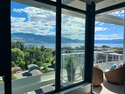 Lakeview condo Modern 1 Bedroom Condo | Aqua 1 Building | Kelowna, BC Ideal for a professional, stud...