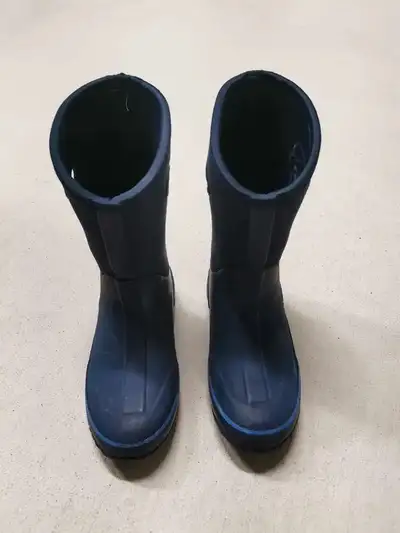Cougar Storm neoprene winter boots, boy size 3US, View more