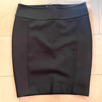 Mexx Metropolitan Black Pencil Skirt with quilt detail - Size 6