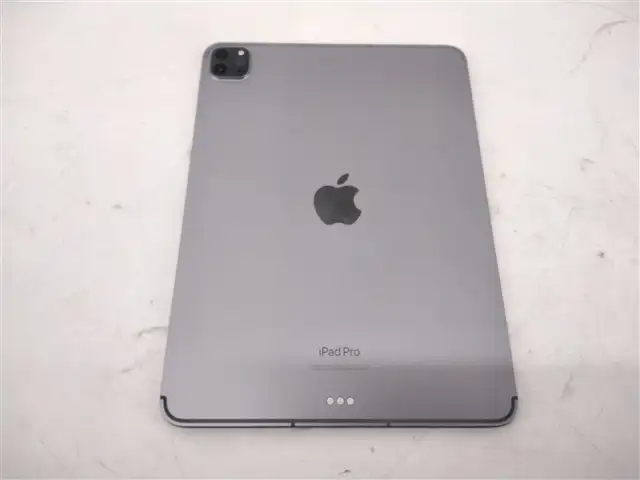 Apple iPad 4th Gen in iPads & Tablets in Barrie - Image 3