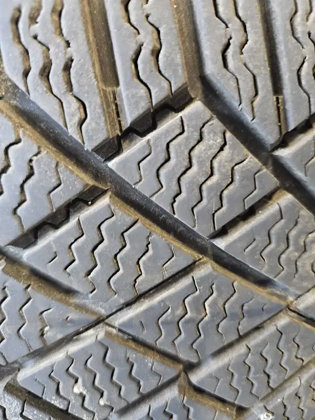 Winter Wheels & Tires 2021 BMW X1 - 5x112mm bolt pattern in Tires & Rims in Markham / York Region - Image 6