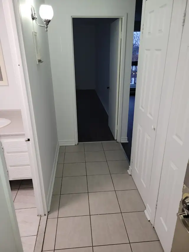 Bel Appartement 3 1/2 - à Louer - Boul. Des Sources - DDO