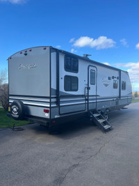 2018 Surveyor by Forest River 248BHLE