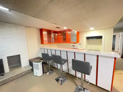 All Furnished Rooms or full basement Available for Rent - Near University of Manitoba available imme...