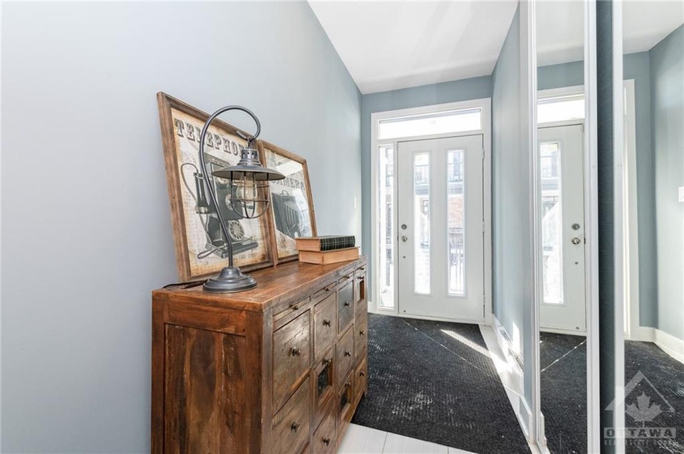 2 Bedroom + Loft 2
