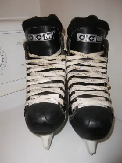 PATIN HOMME CCM INTRUDER POINTURE 6, View more