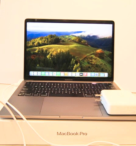 Macbook Pro in Great Condition! in Laptops in Ottawa - Image 2