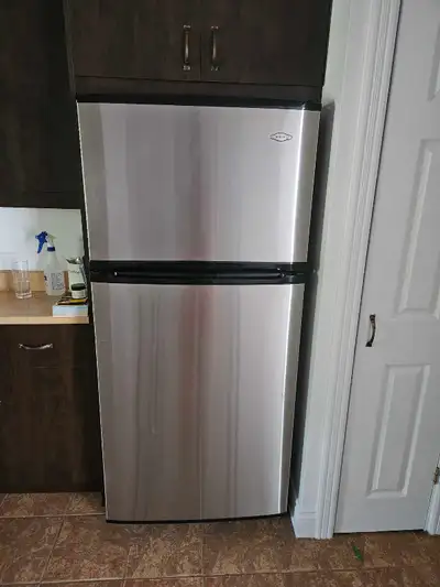 réfrigérateur MAYTAG, View more