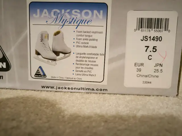 Jackson Mystique Figure skates 7.5 in Skates & Blades in Markham / York Region - Image 8