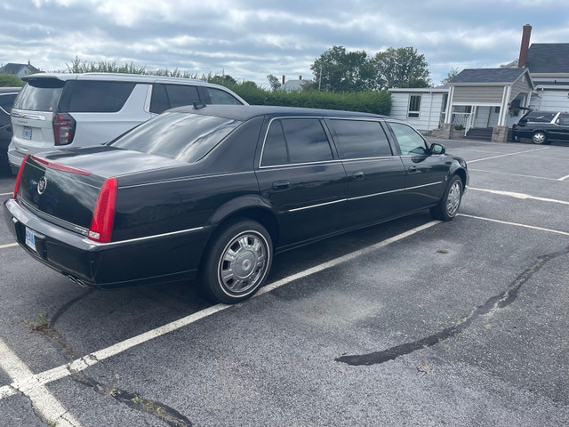 Cadillac Limo  in Cars & Trucks in Yarmouth - Image 4