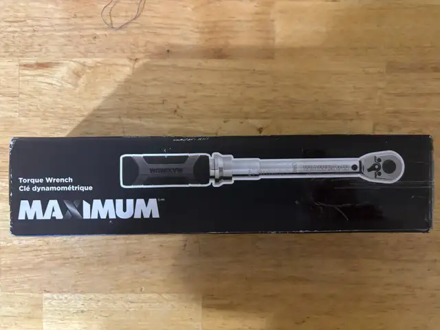 MAXIMUM Torque Wrench, 1/4-in Drive, 40-200 in-lbs. Sells $190 in Hand Tools in Barrie - Image 7