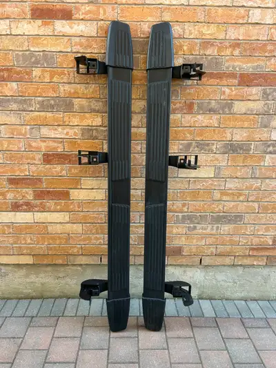 Pair of NEW Running Boards for 2025 GMC Sierra (CREW CAB)
