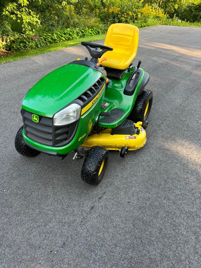 2017 John Deere lawn tractor D140 like new | Lawnmowers & Leaf Blowers |  Ottawa | Kijiji