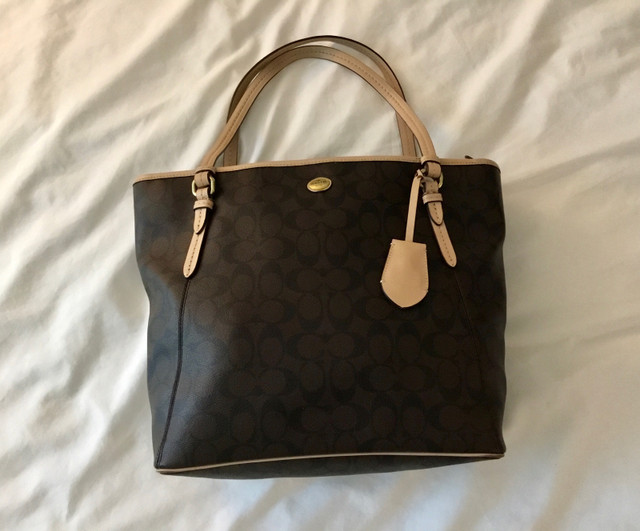 Coach Bag in Women's - Bags & Wallets in Richmond