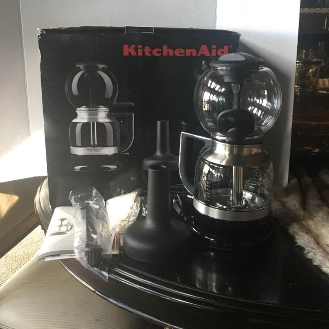 Vac to the Future: KitchenAid Unveils Automatic Siphon Coffee BrewerDaily  Coffee News by Roast Magazine