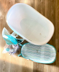 Mint/ New condition - Summer Infant Tub & Shower 