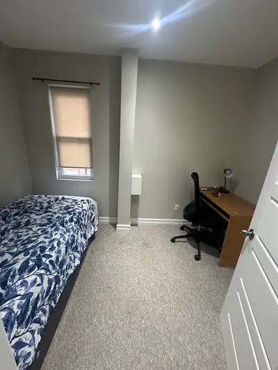 Students only! $750 all-inclusive (Lease-takeover) - Available as early as January 1st - 10 min driv...