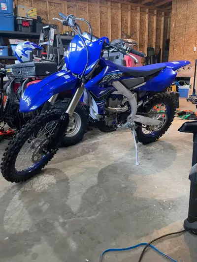 2021 Yamaha YZ 250FX Less than one hour of use, like new condition Comes with 8 litres of new engine...