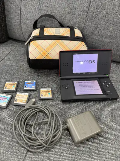 This Nintendo DS console is in good, pre-owned condition and is ready for your next gaming session....