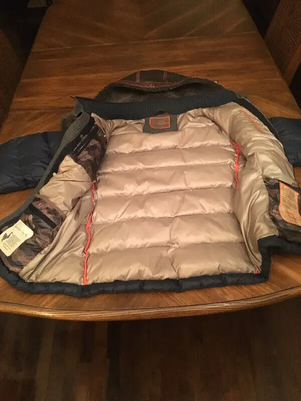 Rare “Handstich” Down jacket ❄️ from Germany. (Reg:$1400). $450! in Men's in City of Montréal - Image 6