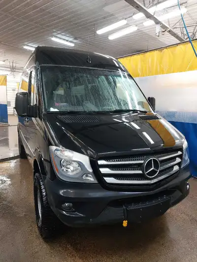 2016 sprinter van 4x4 12 passanger Deleted Aftermarket power steps Time to downgrade. Possible parti...