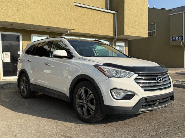 Hyundai Santa Fe  XL limited 2015 in Cars & Trucks in Calgary - Image 2