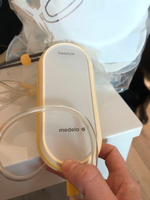 Medela Freestyle Pump Kit in Feeding & High Chairs in City of Toronto