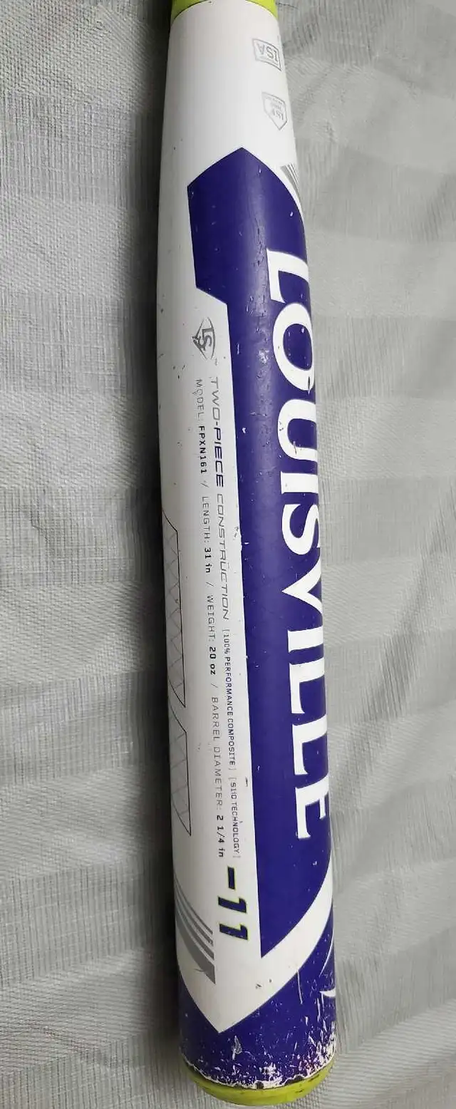 Louisville slugger softball bat 20oz 31 "  in Baseball & Softball in City of Toronto - Image 4